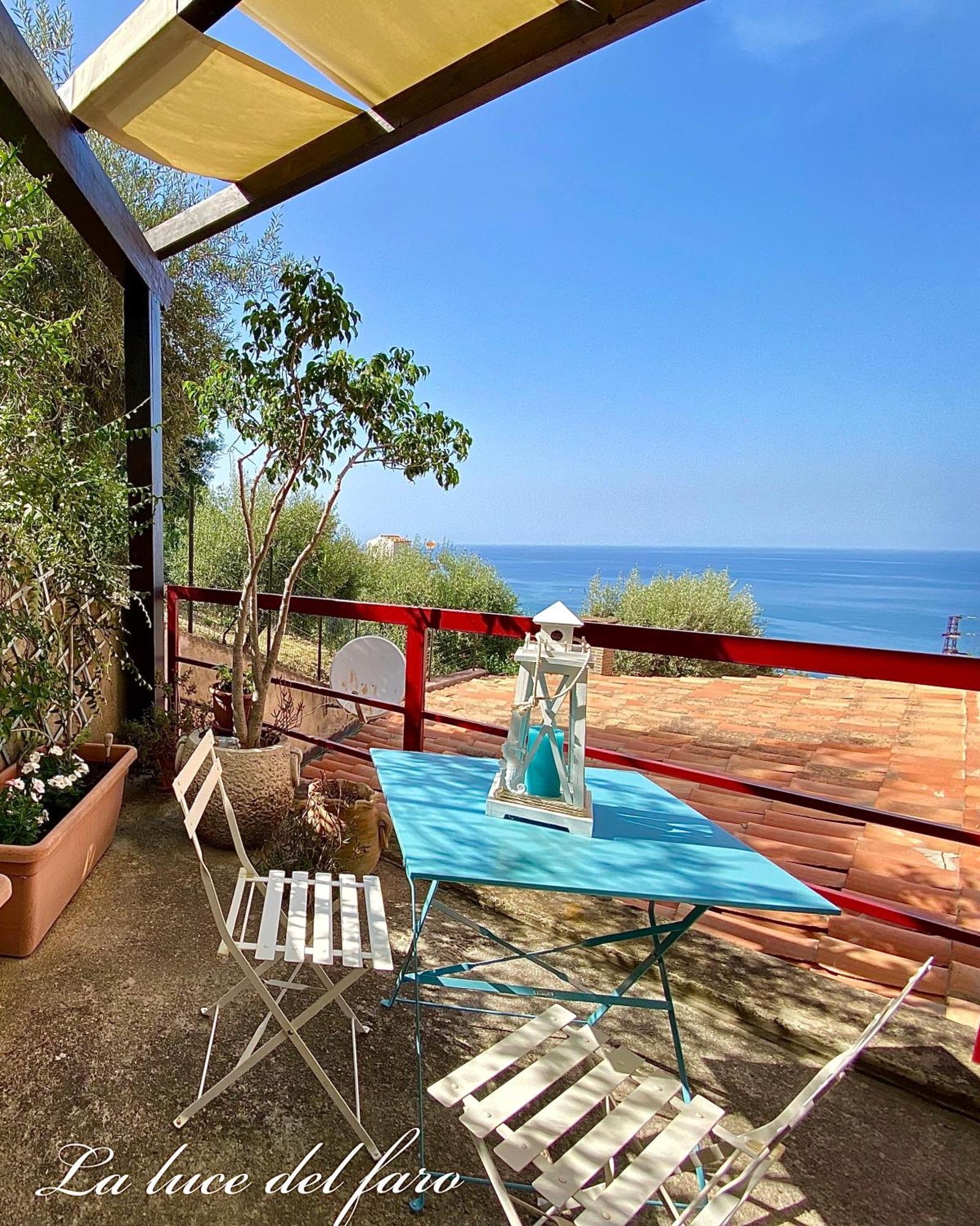 Ferienwohnung La Luce Del Faro Cefalù Exterior foto