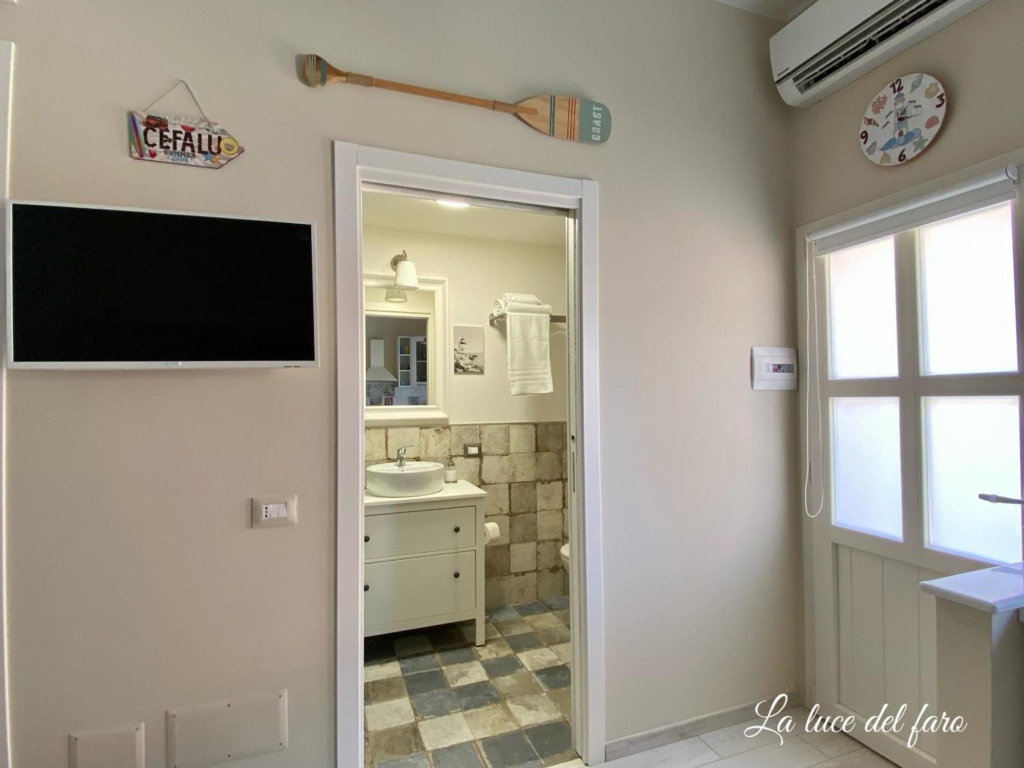 Ferienwohnung La Luce Del Faro Cefalù Exterior foto